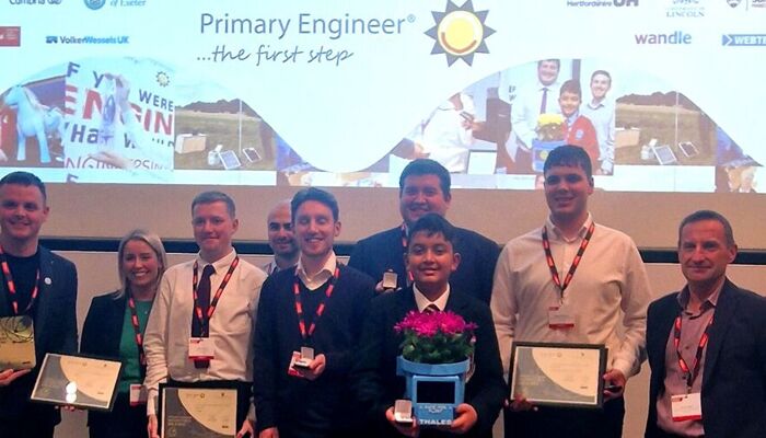 Zavier S (7H) Wins Gold at Primary Engineer Macrobert Medal Awards