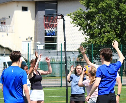 Yr 12 sports img 9595